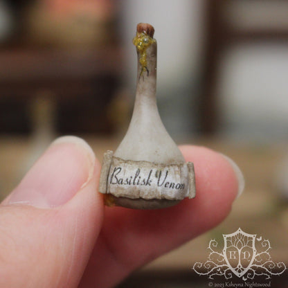 Potion Bottle - Basilisk Venom