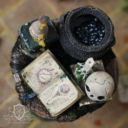 Witches Side Table - Black Magic